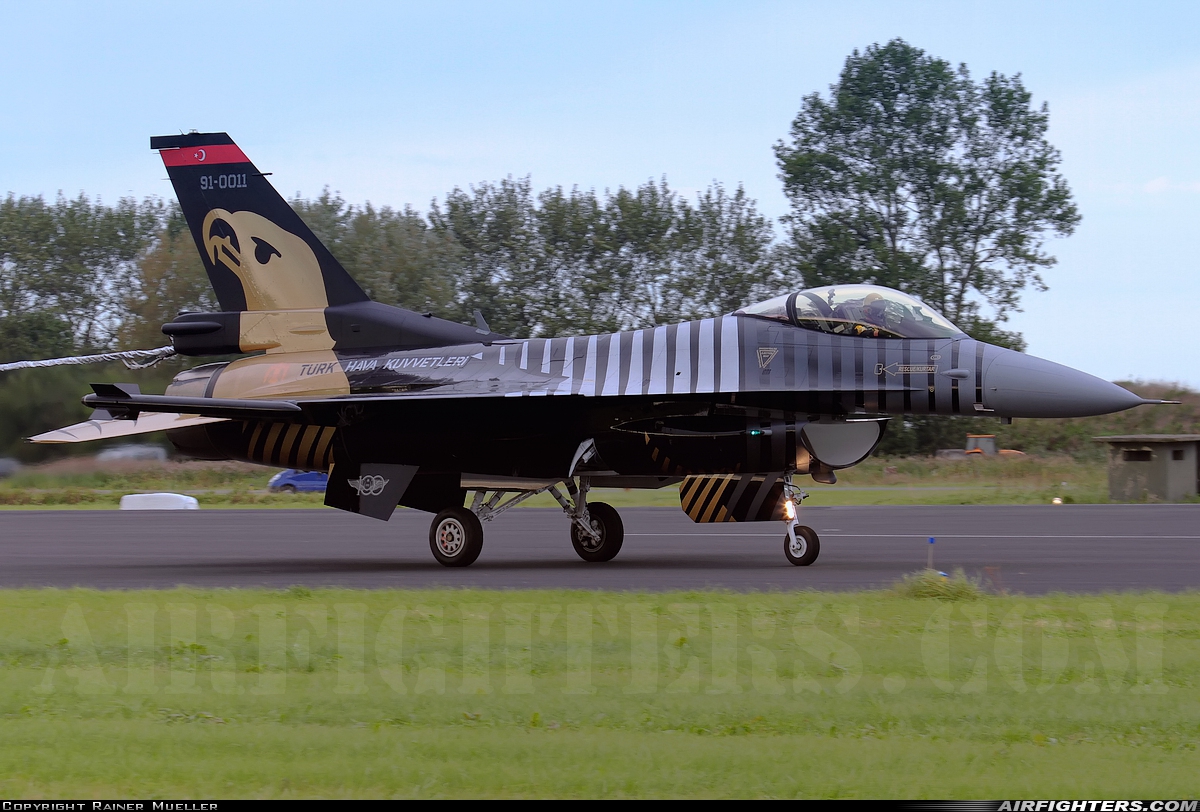 Türkiye - Air Force General Dynamics F-16C Fighting Falcon 91-0011 at Leeuwarden (LWR / EHLW), Netherlands