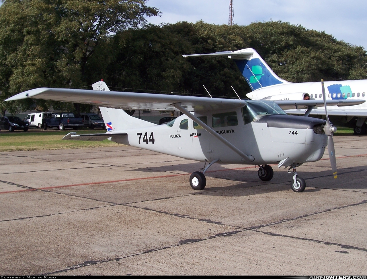 Uruguay - Air Force Cessna 206 Super Skywagon 744 at El Palomar (PAL / SADP), Argentina