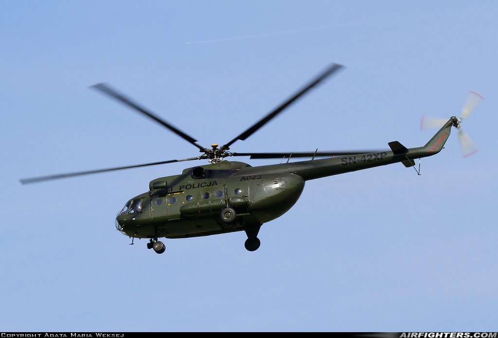 Poland - Police Mil Mi-8T SN-42XP at Ostrava - Mosnov (OSR / LKMT), Czech Republic