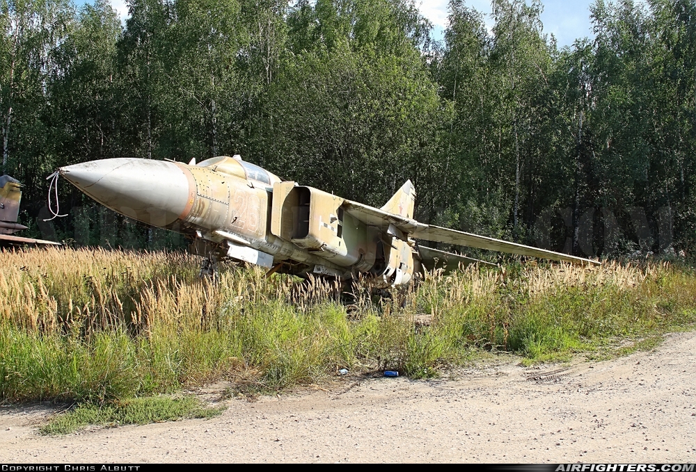 Russia - Air Force Mikoyan-Gurevich MIG-23MLD 261 GREEN at Off-Airport - Dolgoe Ledovo, Russia