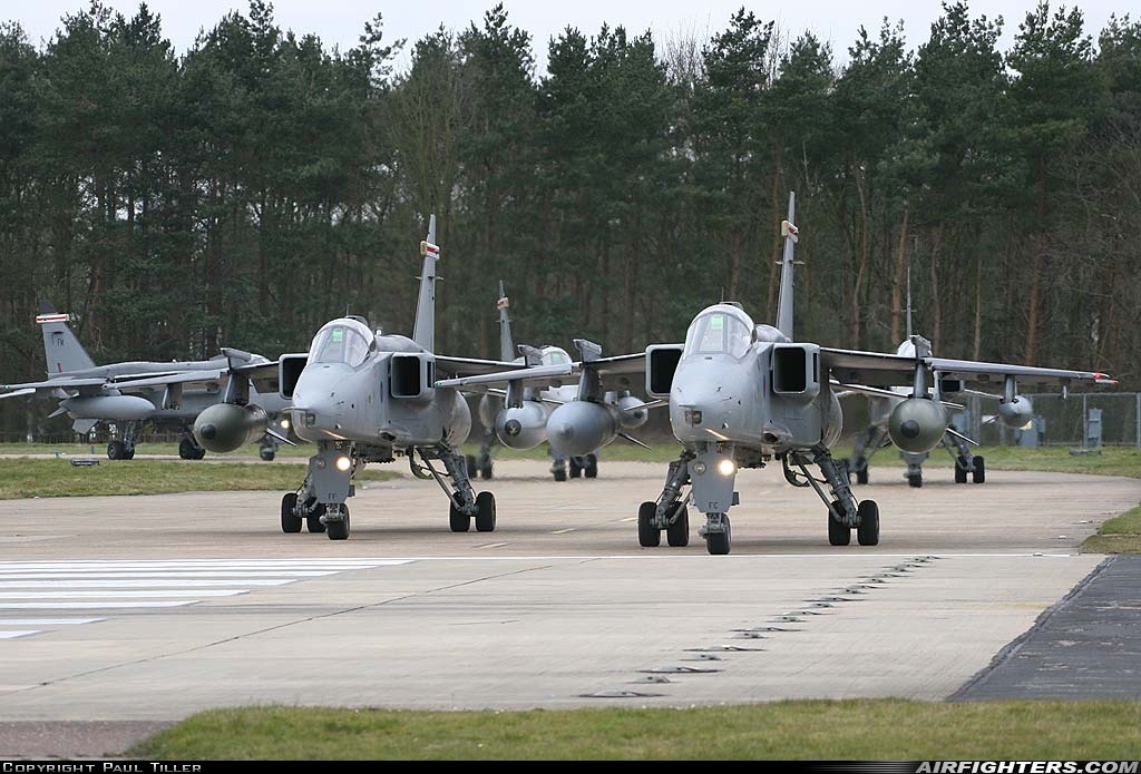 UK - Air Force Sepecat Jaguar GR3A XX752 /FC AND XZ118 / FF at Coltishall (CLF / EGYC), UK