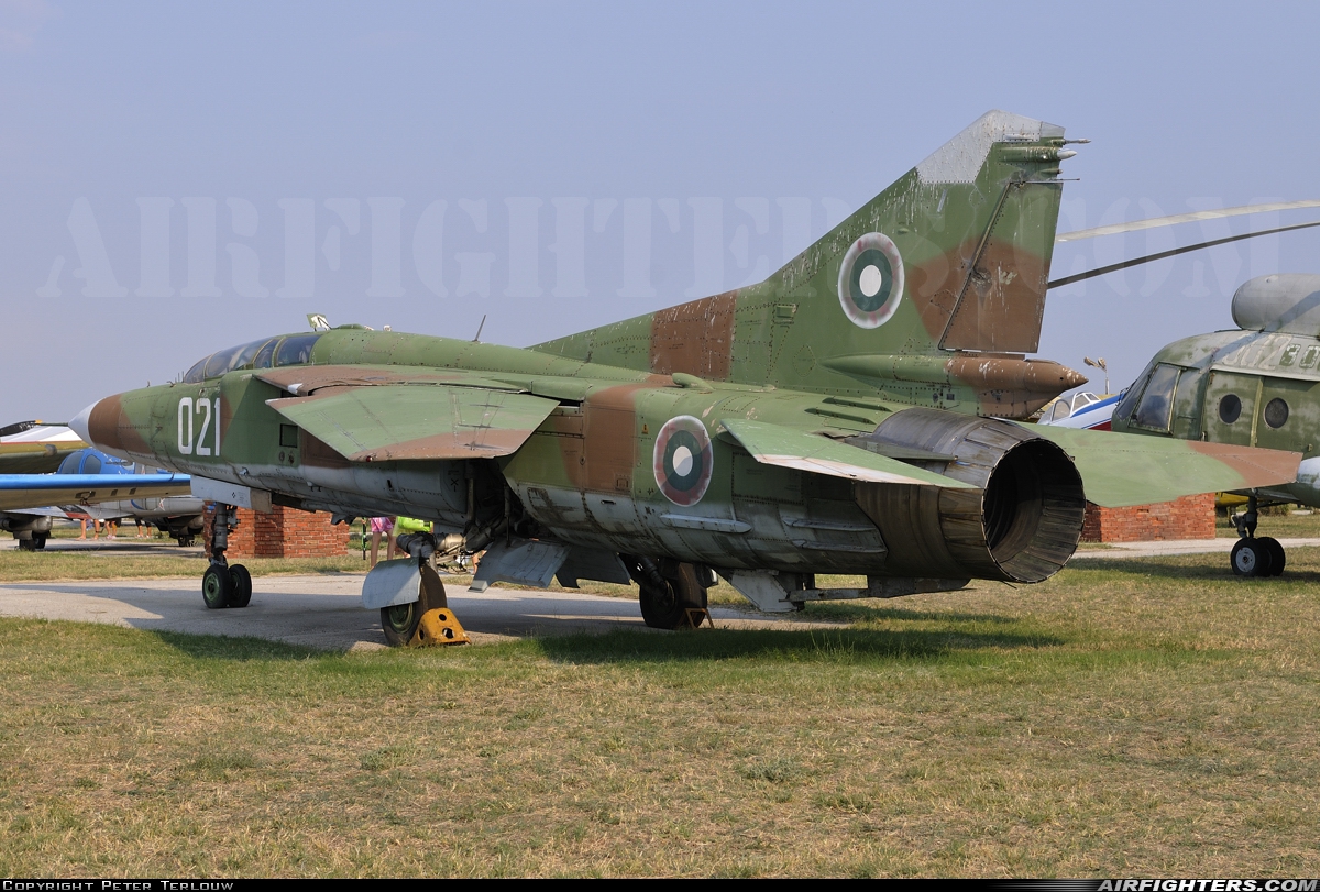 Bulgaria - Air Force Mikoyan-Gurevich MiG-23UB 021 at Plovdiv (- Krumovo) (PDV / LBPD), Bulgaria