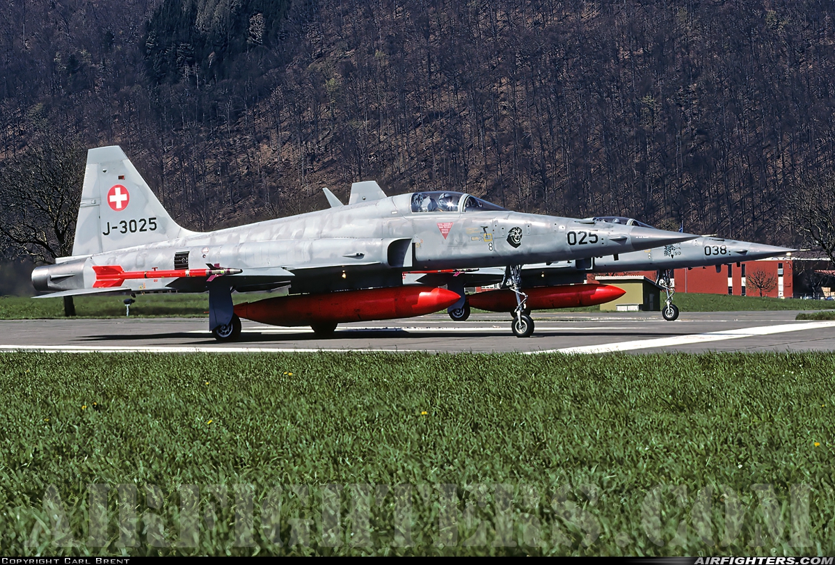 Switzerland - Air Force Northrop F-5E Tiger II J-3025 at Buochs (Stans) (LSMU / LSZC), Switzerland