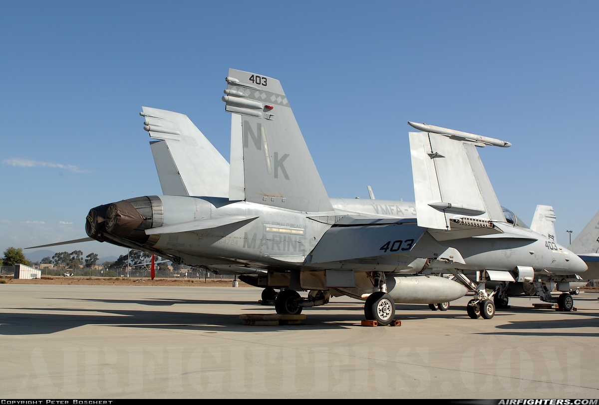 USA - Marines McDonnell Douglas F/A-18C Hornet 164724 at San Diego - Miramar MCAS (NAS) / Mitscher Field (NKX / KNKX), USA