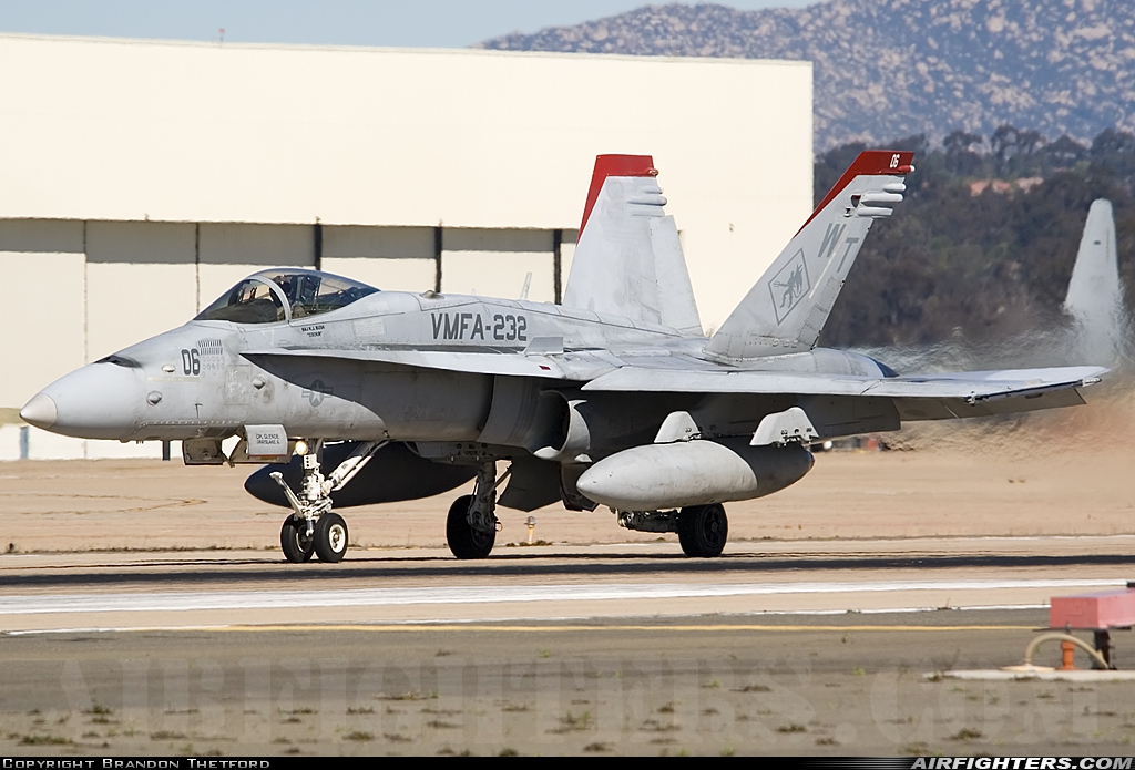 USA - Marines McDonnell Douglas F/A-18C Hornet 165194 at San Diego - Miramar MCAS (NAS) / Mitscher Field (NKX / KNKX), USA