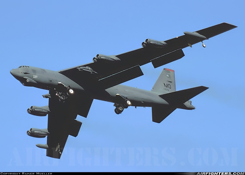 USA - Air Force Boeing B-52G Stratofortress 59-2570 at Atwater (Merced) - Castle (AFB) (MER / KMER), USA