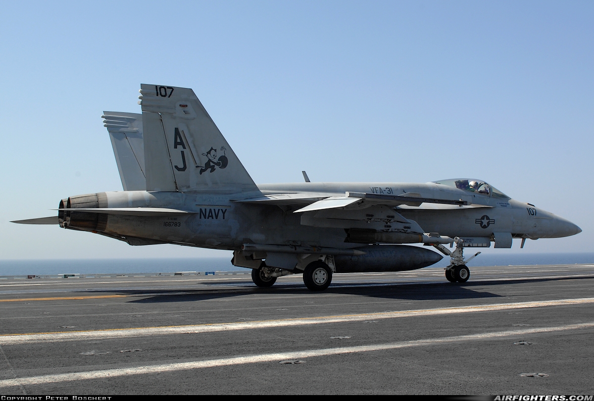USA - Navy Boeing F/A-18E Super Hornet 166783 at Off-Airport - Persian Gulf, International Airspace