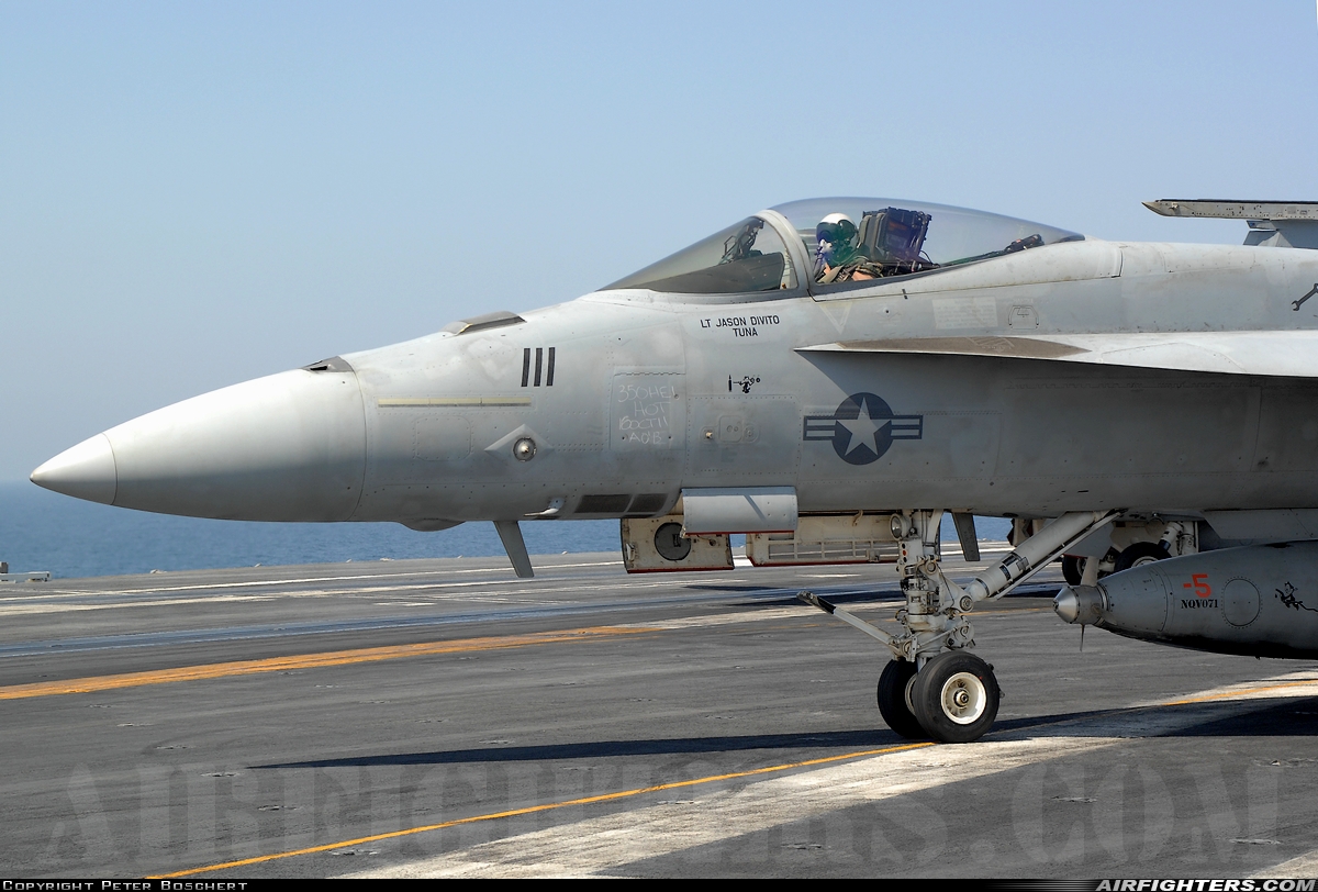 USA - Navy Boeing F/A-18E Super Hornet 166785 at Off-Airport - Persian Gulf, International Airspace