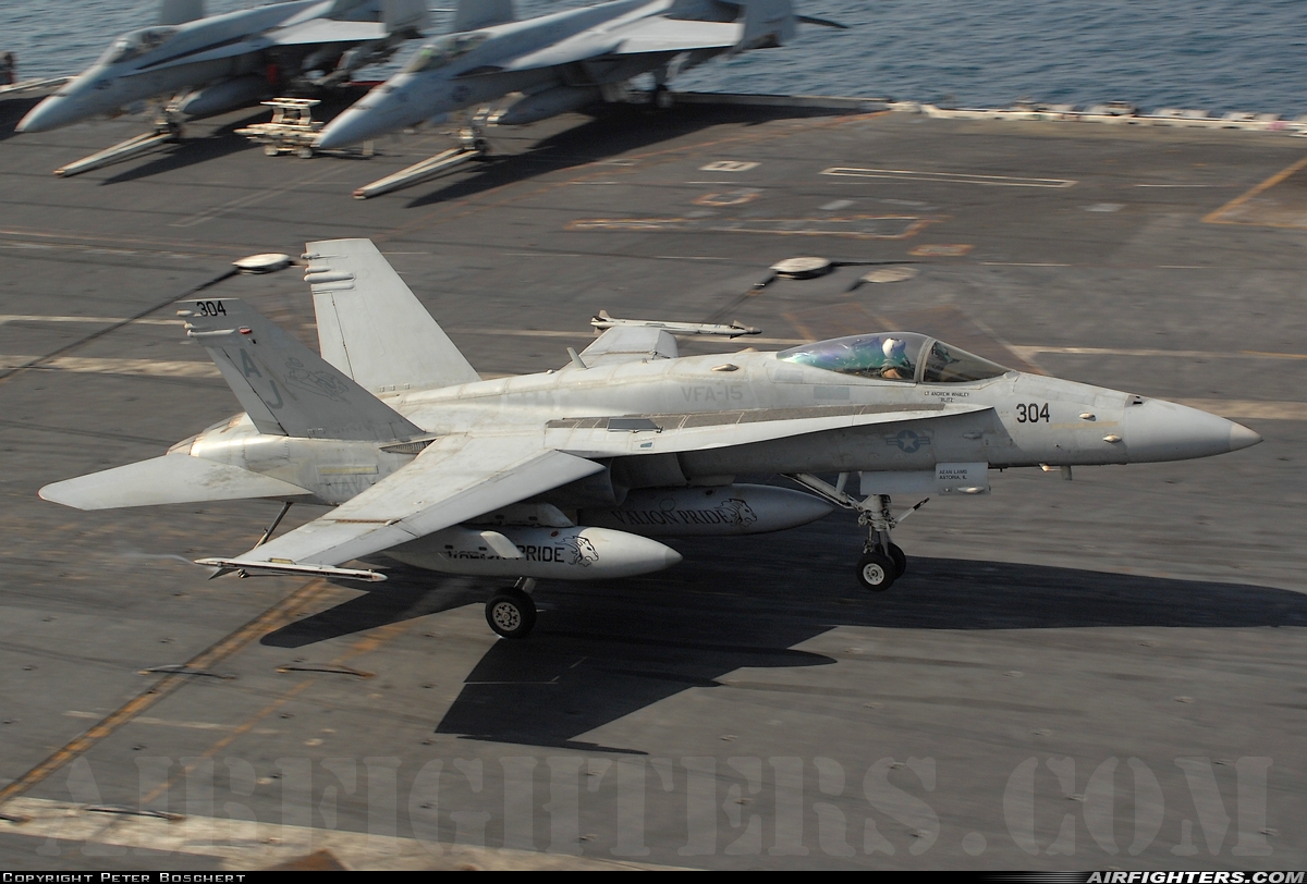 USA - Navy McDonnell Douglas F/A-18C Hornet 164256 at Off-Airport - Persian Gulf, International Airspace