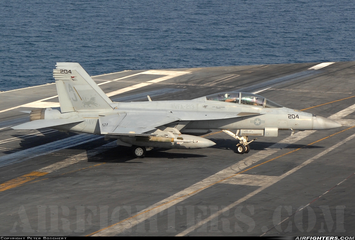 USA - Navy Boeing F/A-18F Super Hornet 166682 at Off-Airport - Persian Gulf, International Airspace