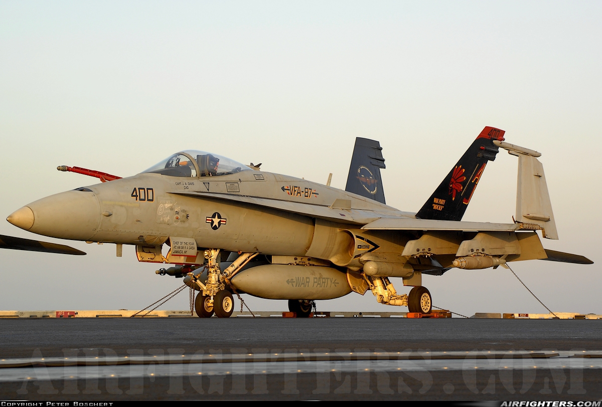 USA - Navy McDonnell Douglas F/A-18A Hornet 163107 at Off-Airport - Persian Gulf, International Airspace