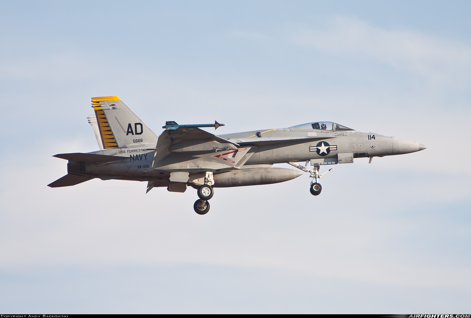USA - Navy Boeing F/A-18E Super Hornet 165666 at Virginia Beach - Oceana NAS / Apollo Soucek Field (NTU / KNTU), USA
