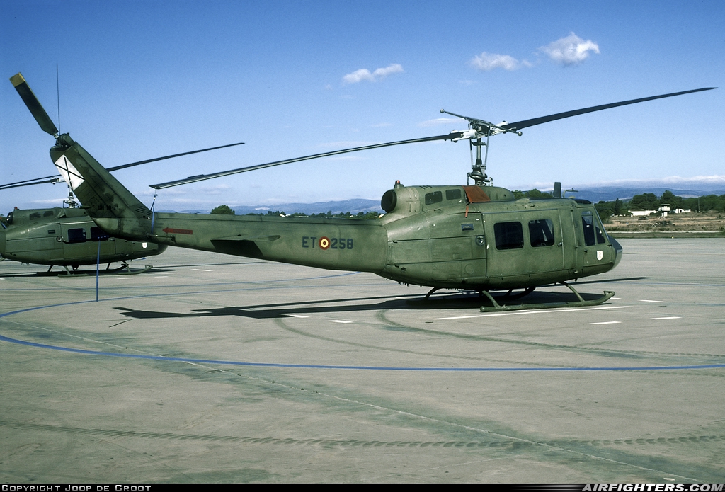 Spain - Army Bell UH-1H Iroquois (205) HU.10-21 at Bétera (LEBT), Spain