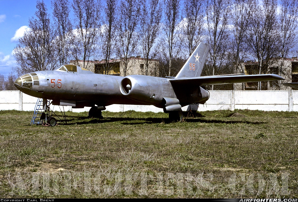 Hungary - Air Force Ilyushin IL-28 Beagle 55 at Szolnok (LHSN), Hungary