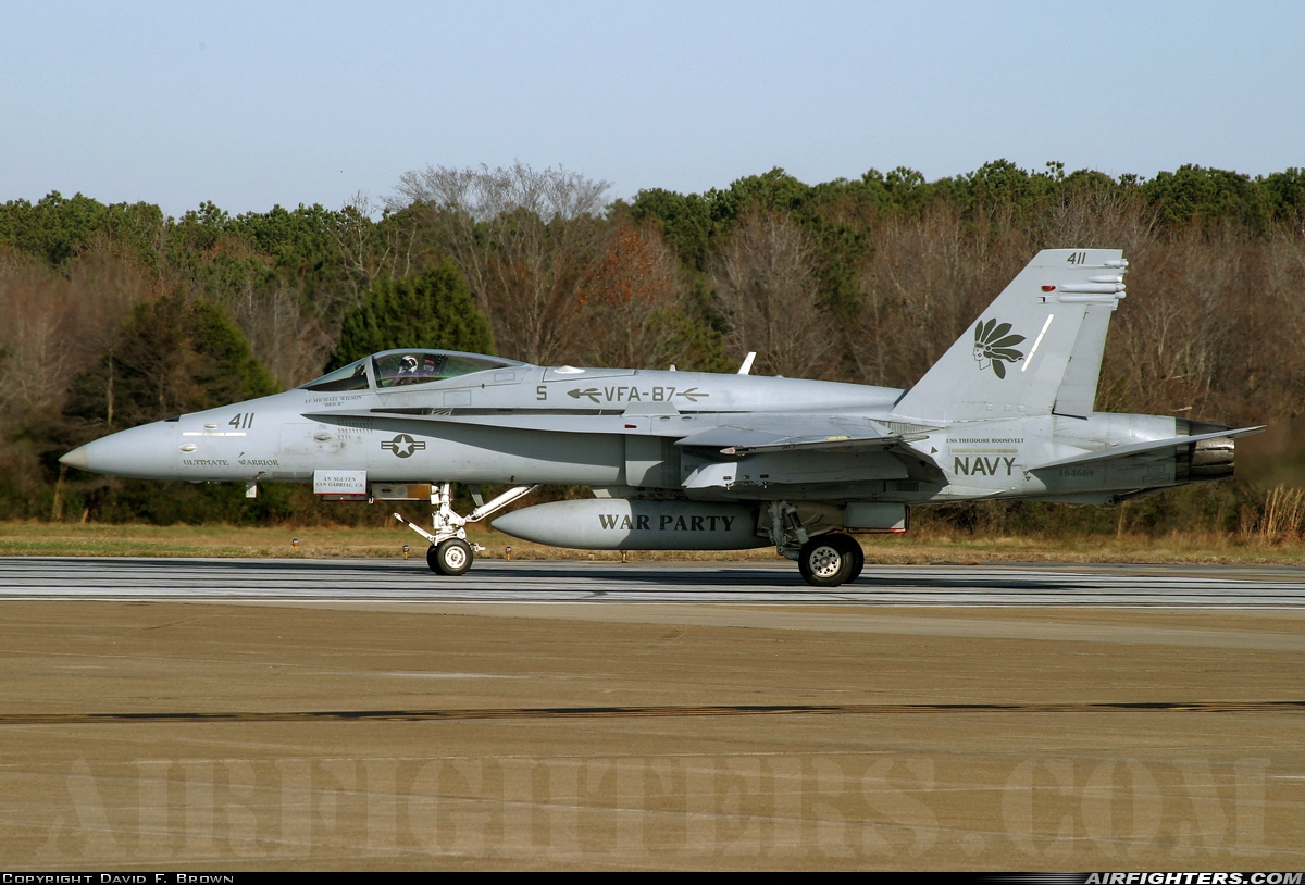 USA - Navy McDonnell Douglas F/A-18C Hornet 164669 at Virginia Beach - Oceana NAS / Apollo Soucek Field (NTU / KNTU), USA