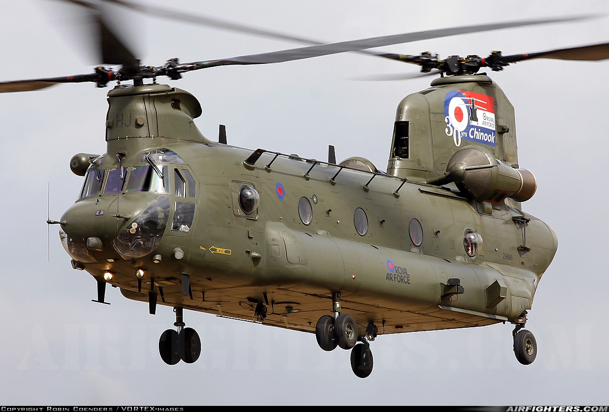 UK - Air Force Boeing Vertol Chinook HC2A (CH-47D) ZH895 at Fairford (FFD / EGVA), UK