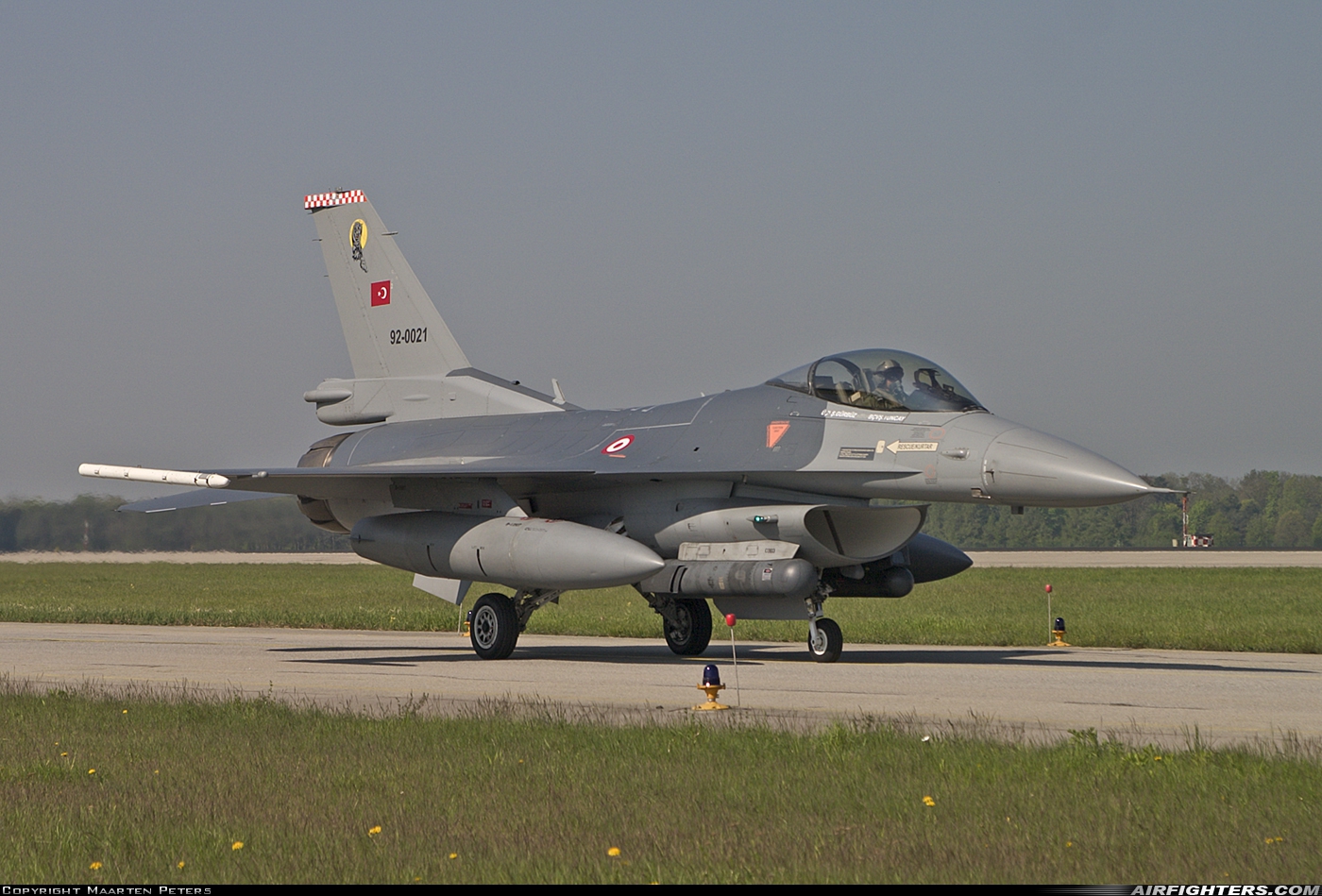 Türkiye - Air Force General Dynamics F-16C Fighting Falcon 92-0021 at Lechfeld (ETSL), Germany