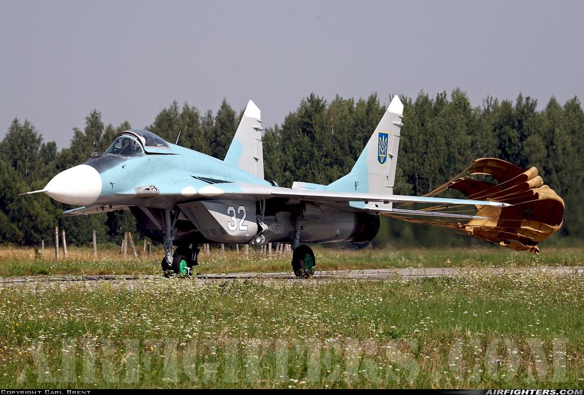 Ukraine - Air Force Mikoyan-Gurevich MiG-29 (9.13) 32 WHITE at Vasilkov (UKKW), Ukraine