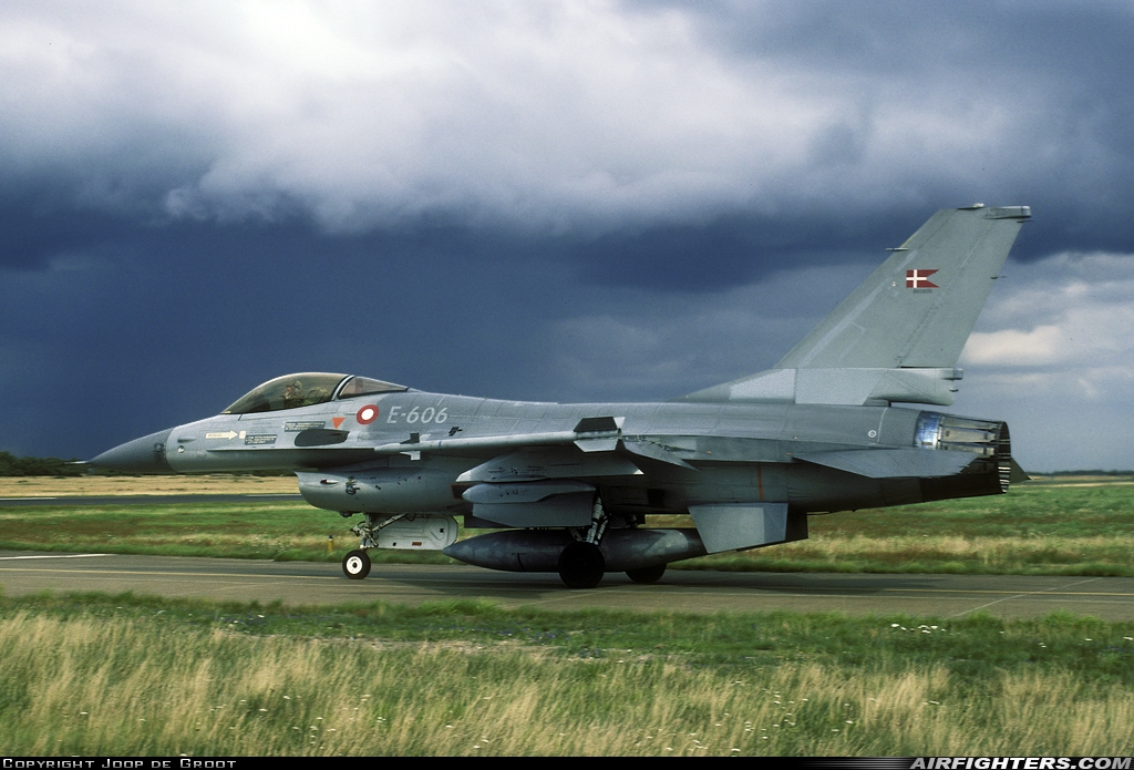 Denmark - Air Force General Dynamics F-16A Fighting Falcon E-606 at Karup (KRP / EKKA), Denmark