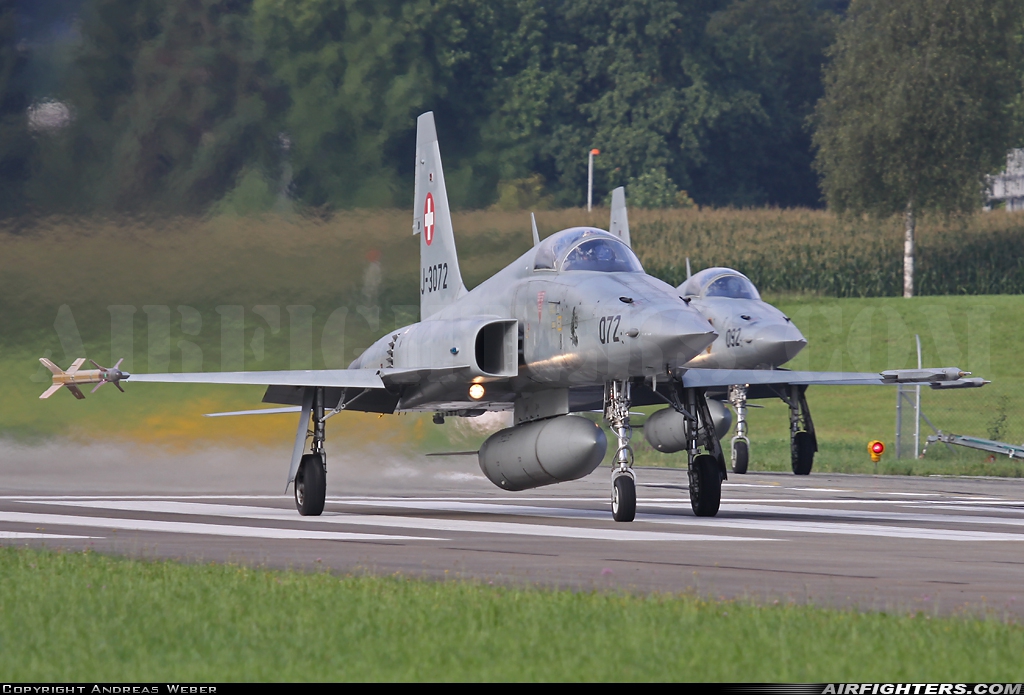 Switzerland - Air Force Northrop F-5E Tiger II J-3072 at Emmen (EML / LSME), Switzerland