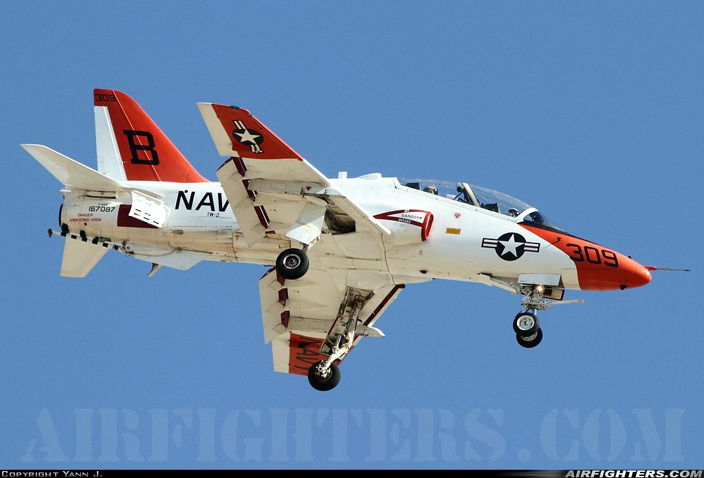 USA - Navy McDonnell Douglas T-45C Goshawk 167087 at Yuma - MCAS / Int. (NYL / KNYL), USA