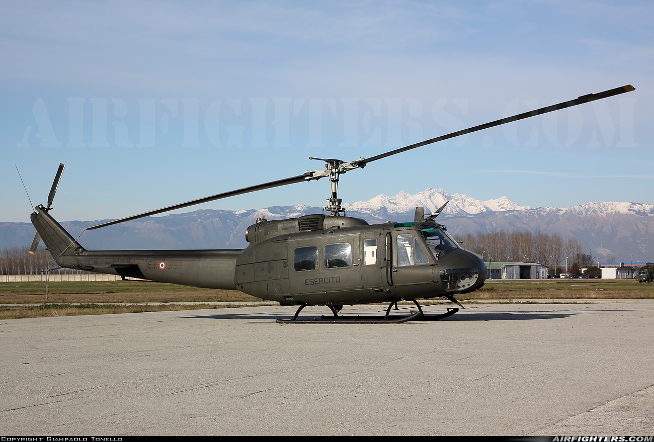 Italy - Army Agusta-Bell AB-205A-1 MM80722 at Casarsa della Delizia (LIDK), Italy