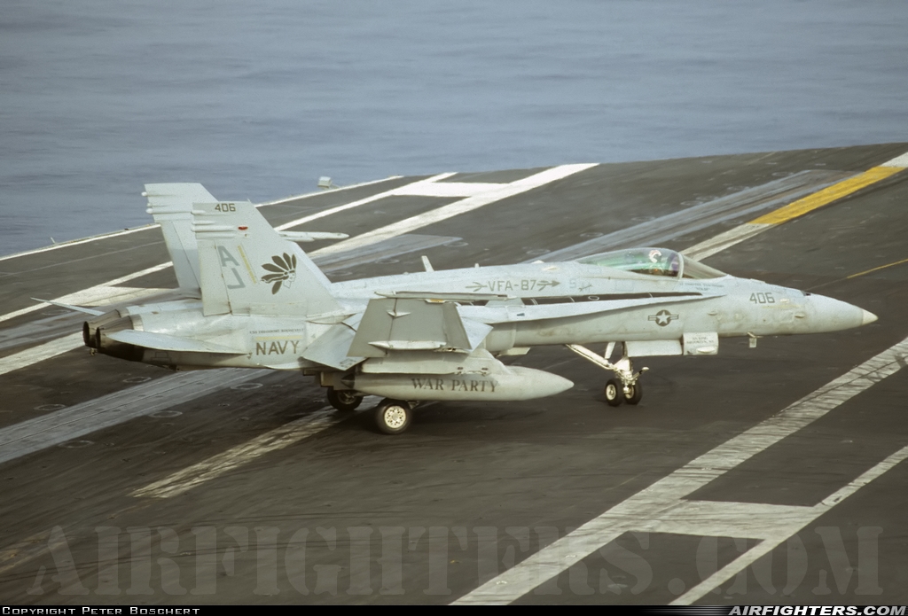 USA - Navy McDonnell Douglas F/A-18C Hornet 164644 at Off-Airport - Atlantic Ocean, International Airspace