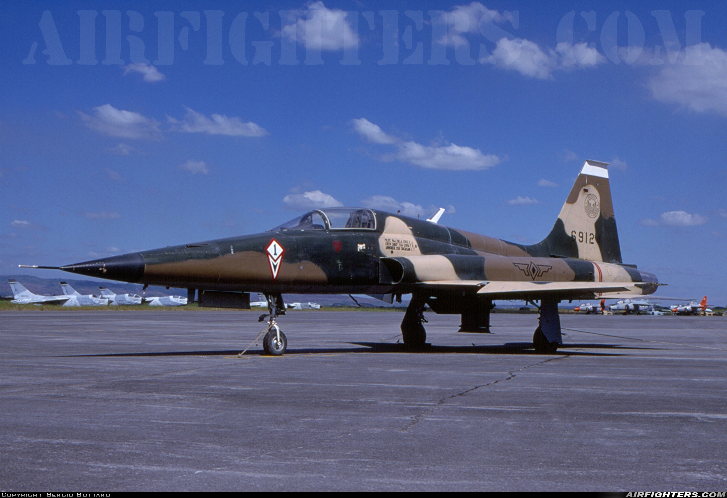Philippines - Air Force Northrop F-5A Freedom Fighter 69124 at Basa Ab (RPUF), Philippines
