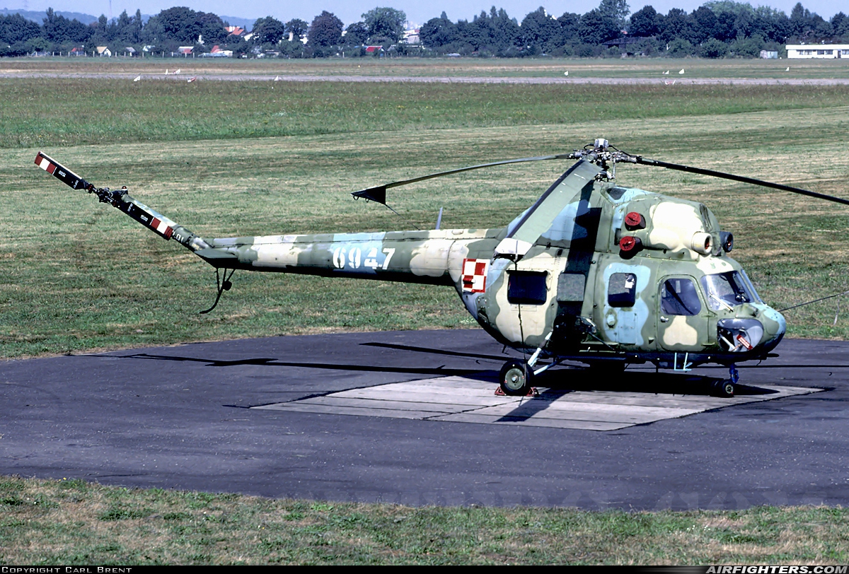 Poland - Army Mil Mi-2URP 6947 at Pruszcz Gdanski (EPPR), Poland