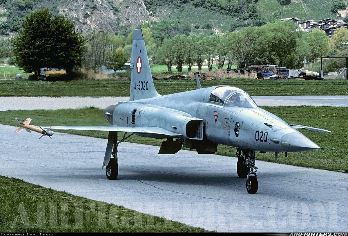 Switzerland - Air Force Northrop F-5E Tiger II J-3020 at Turtman (LSMJ), Switzerland