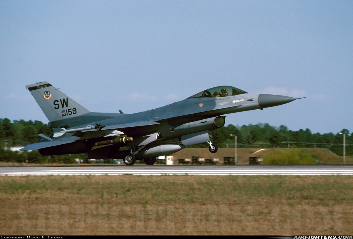 USA - Air Force General Dynamics F-16C Fighting Falcon 83-1159 at Shaw AFB (SSC/KSSC), USA
