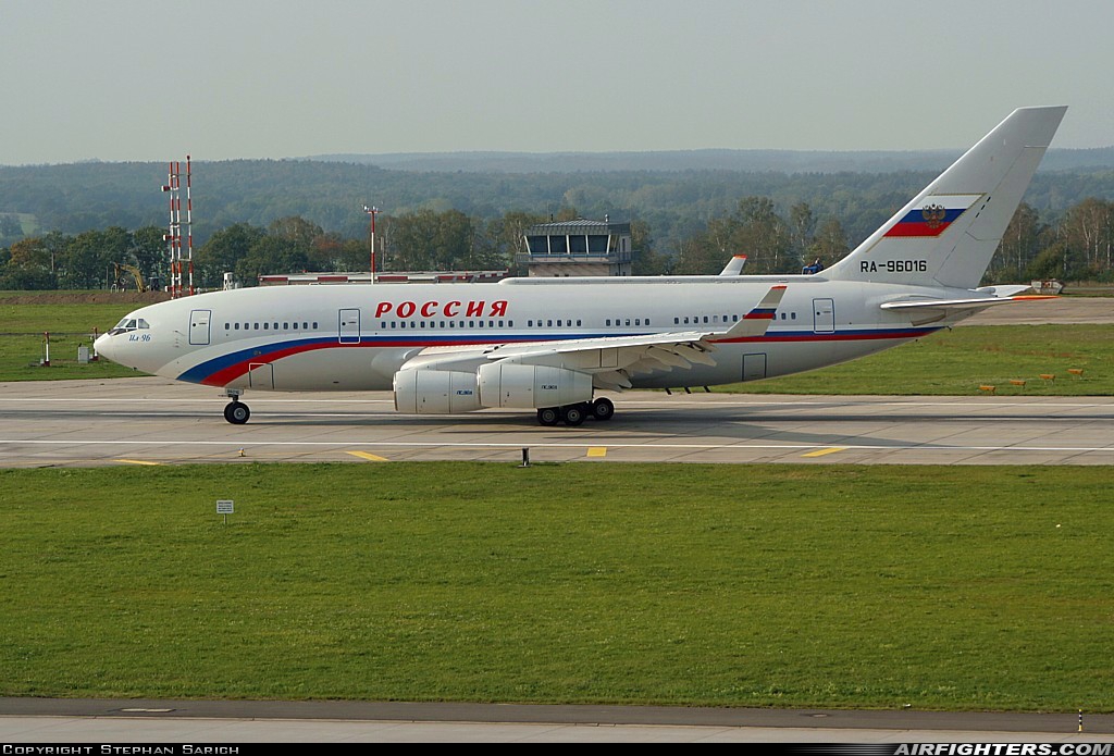 Russia - Russia State Transport Company Ilyushin IL96-300 RA-96016 at Dresden (- Klotzsche) (DRS / EDDC), Germany