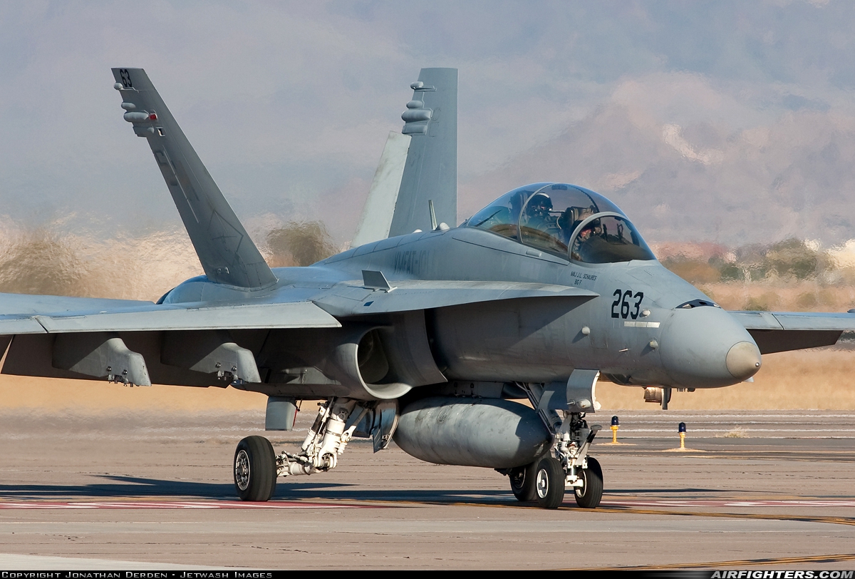 USA - Marines McDonnell Douglas F/A-18D Hornet 164056 at Phoenix (Chandler) - Williams Gateway (AFB) (CHD / IWA / KIWA), USA