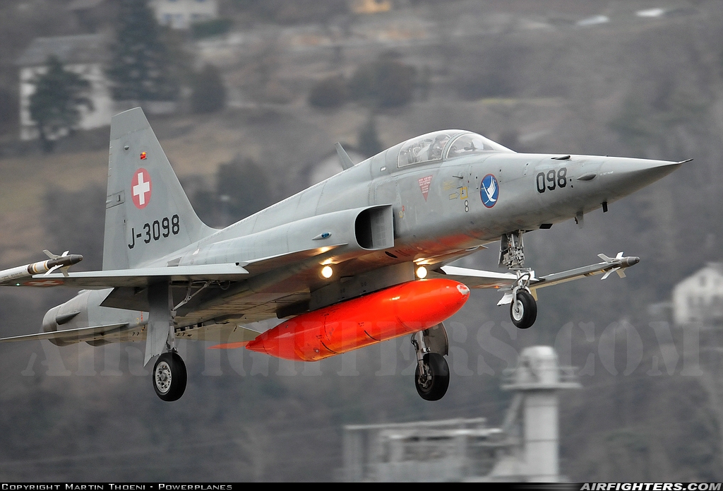Switzerland - Air Force Northrop F-5E Tiger II J-3098 at Sion (- Sitten) (SIR / LSGS / LSMS), Switzerland