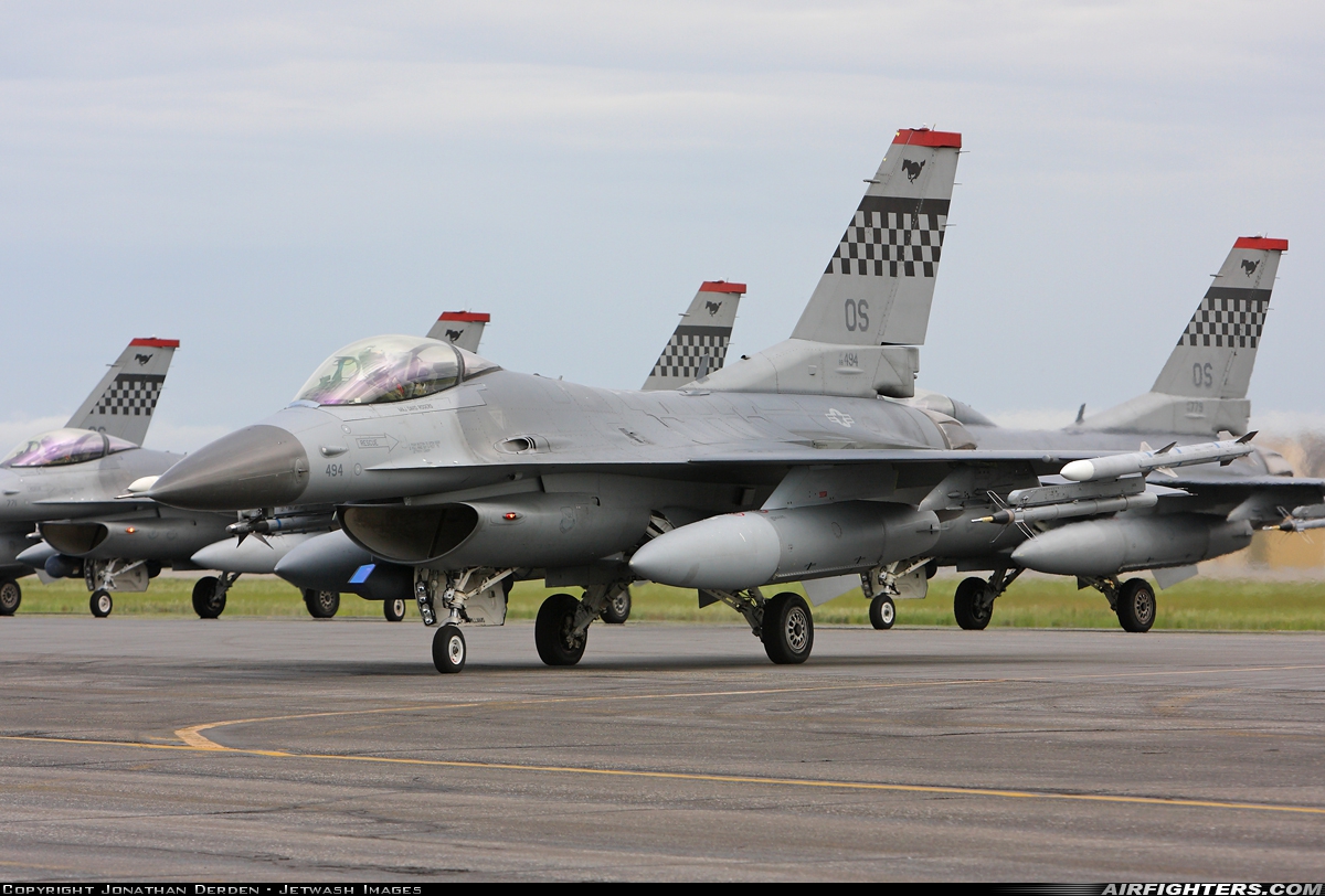 USA - Air Force General Dynamics F-16C Fighting Falcon 88-0494 at Fairbanks - Eielson AFB (EIL / PAEI), USA