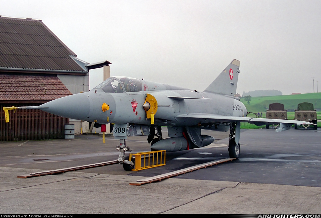 Switzerland - Air Force Dassault Mirage IIIS J-2309 at Payerne (LSMP), Switzerland