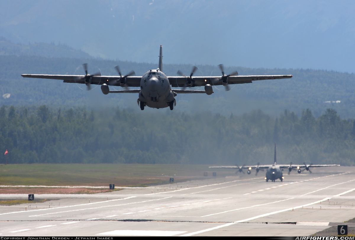 USA - Air Force Lockheed C-130H Hercules (L-382) 74-1658 at Anchorage - Elmendorf AFB (EDF / PAED), USA