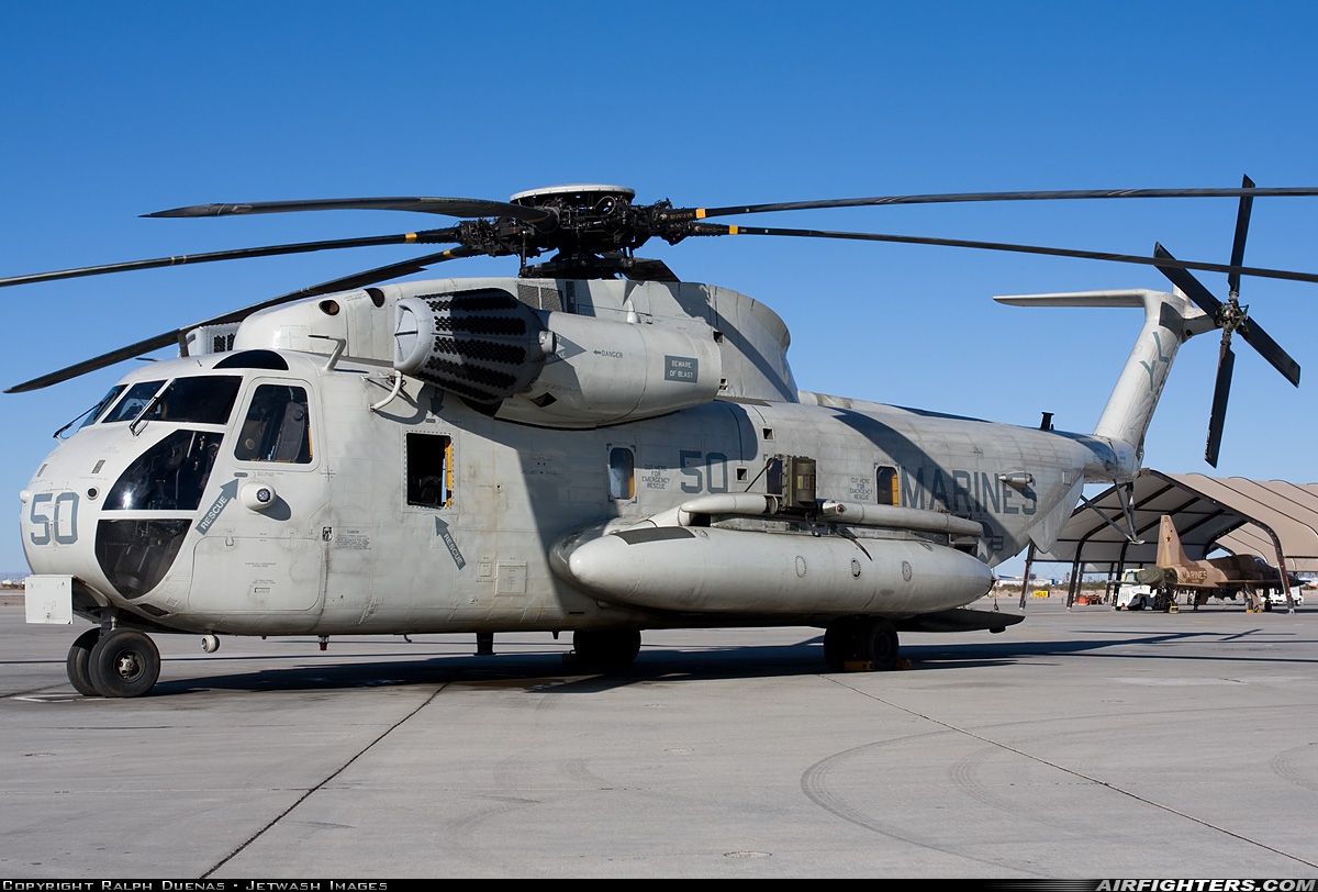 USA - Marines Sikorsky CH-53D Super Stallion 157729 at Yuma - MCAS / Int. (NYL / KNYL), USA