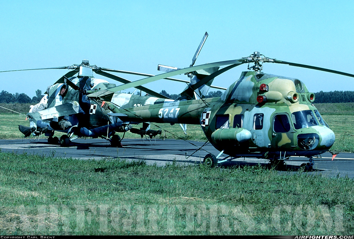 Poland - Army Mil Mi-2D 5247 at Pruszcz Gdanski (EPPR), Poland