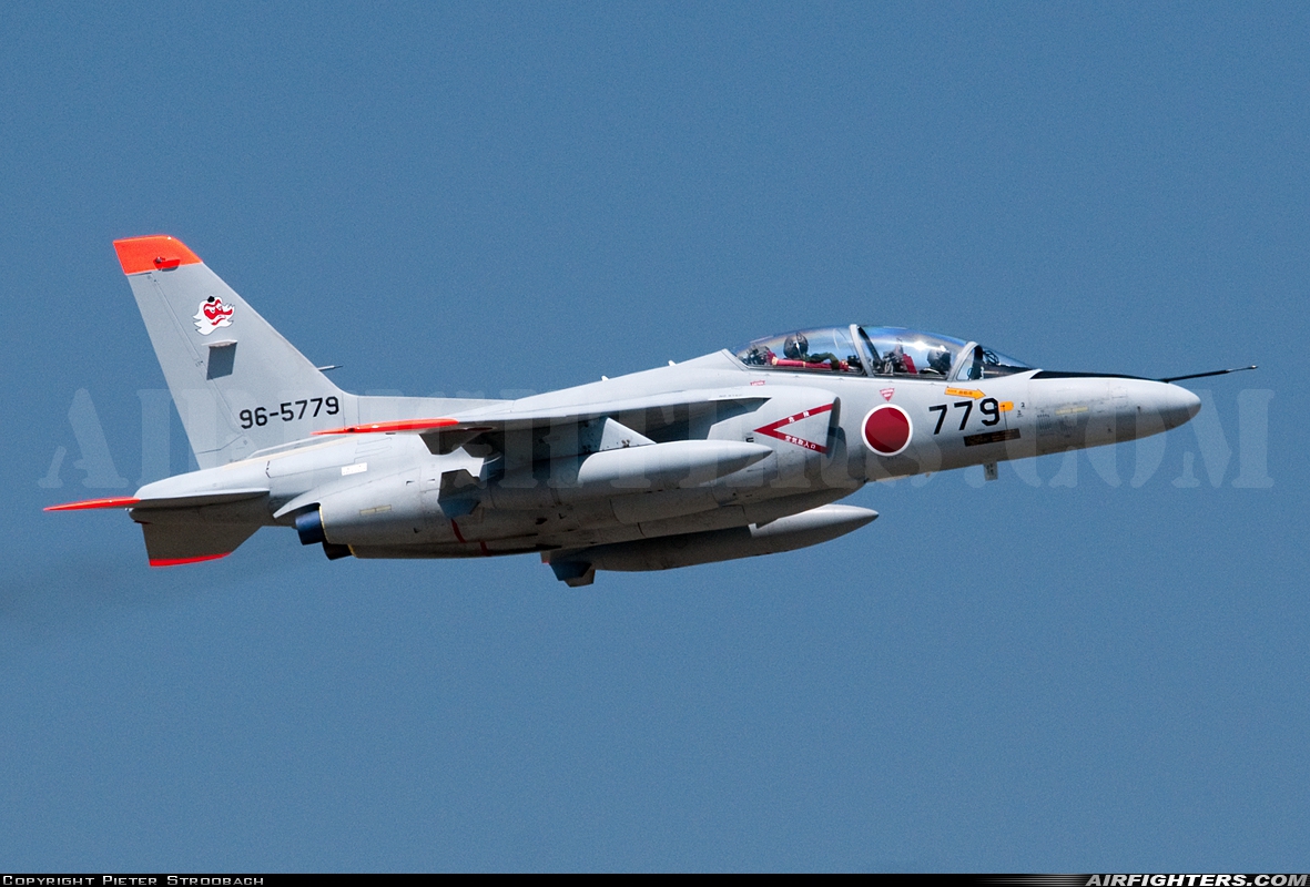 Japan - Air Force Kawasaki T-4 96-5779 at Tsuiki (RJFZ), Japan