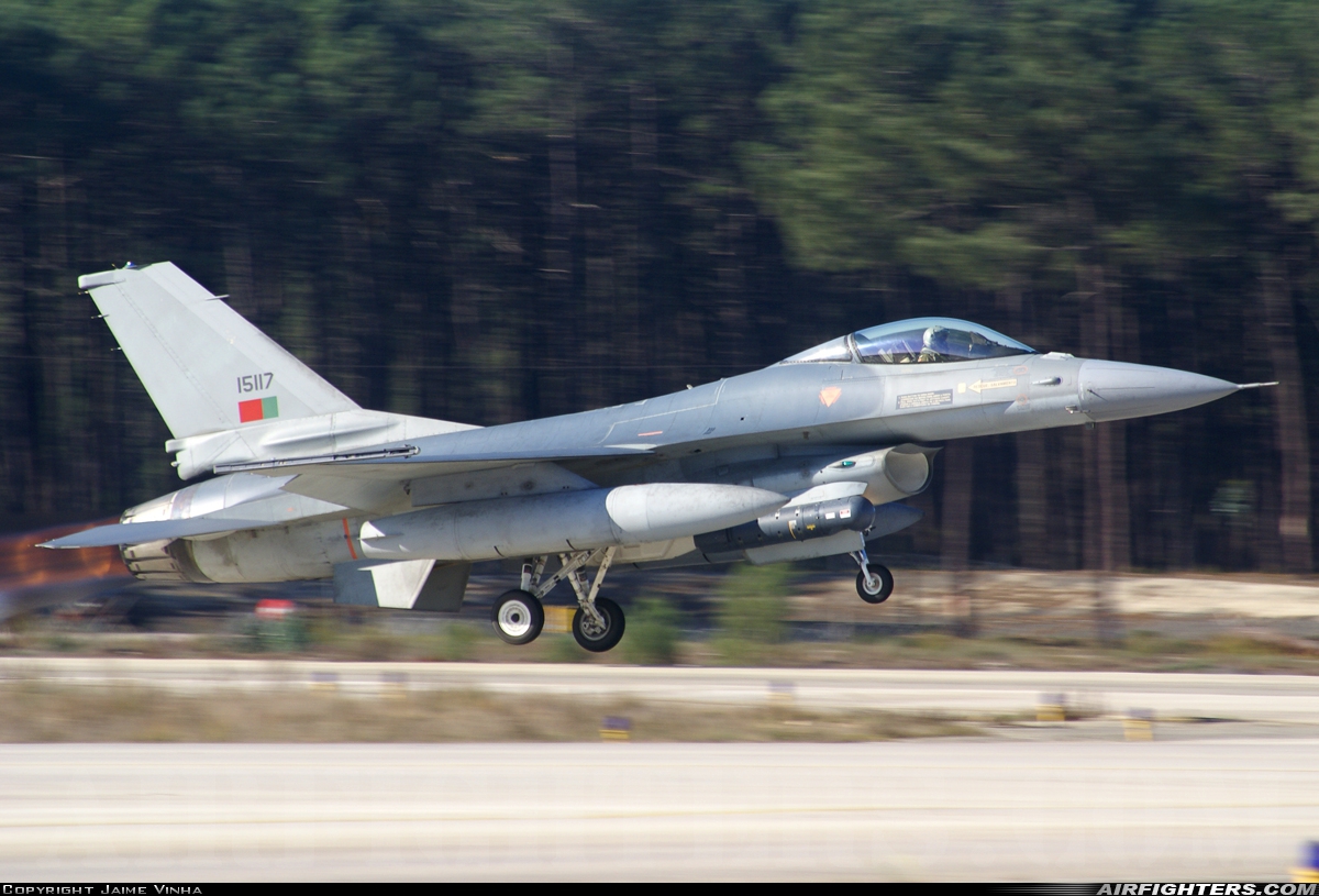 Portugal - Air Force General Dynamics F-16AM Fighting Falcon 15117 at Monte Real (BA5) (LPMR), Portugal