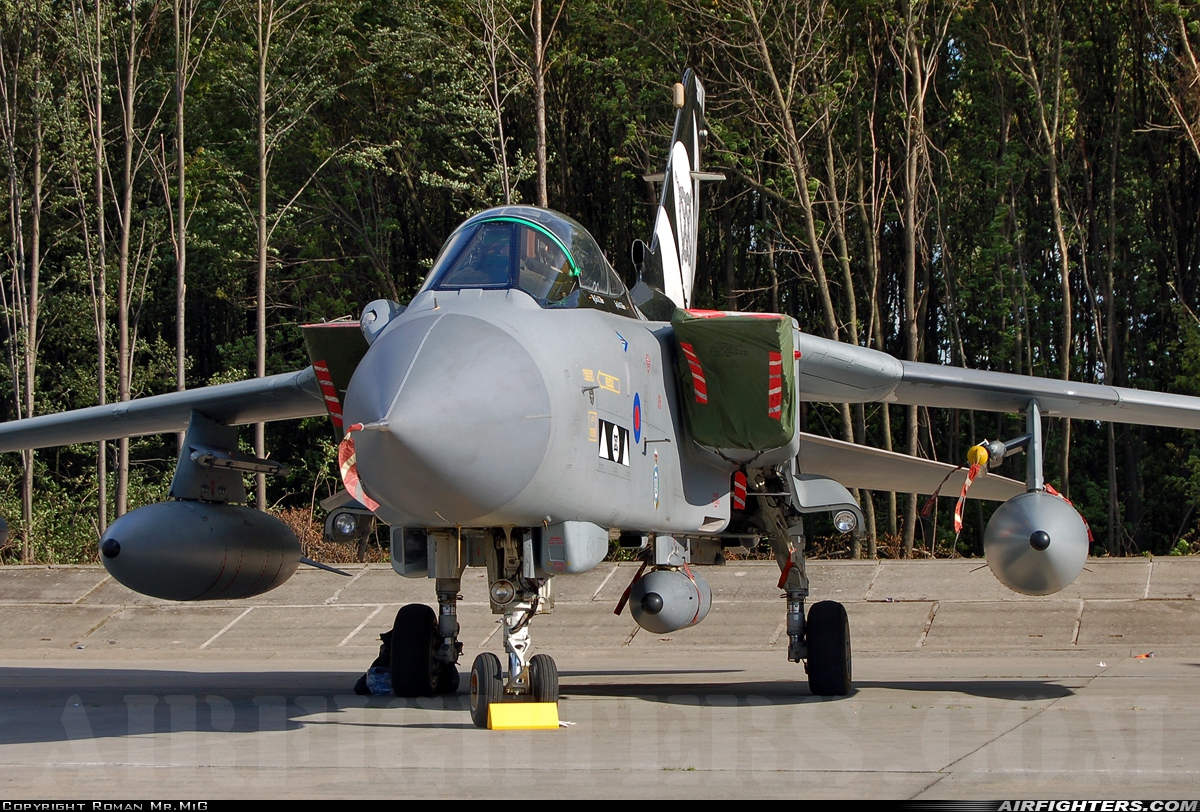 UK - Air Force Panavia Tornado GR4 ZD748 at Ostrava - Mosnov (OSR / LKMT), Czech Republic