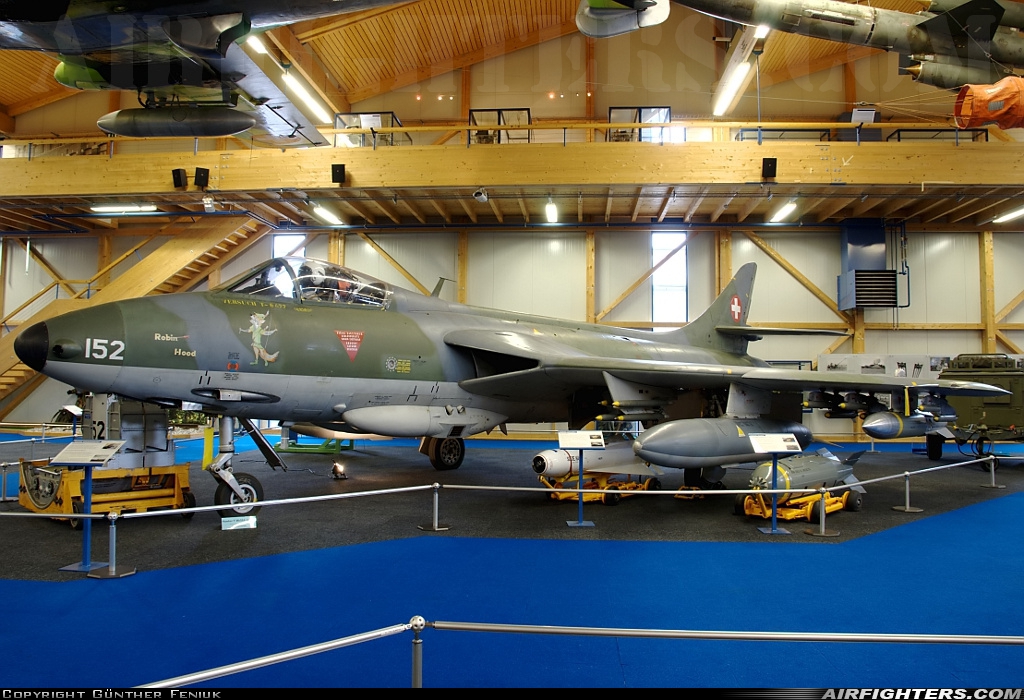 Switzerland - Air Force Hawker Hunter F58A J-4152 at Dubendorf (LSMD), Switzerland