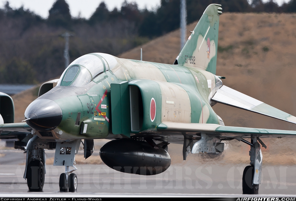 Japan - Air Force McDonnell Douglas RF-4E Phantom II 57-6912 at Hyakuri (RJAH), Japan