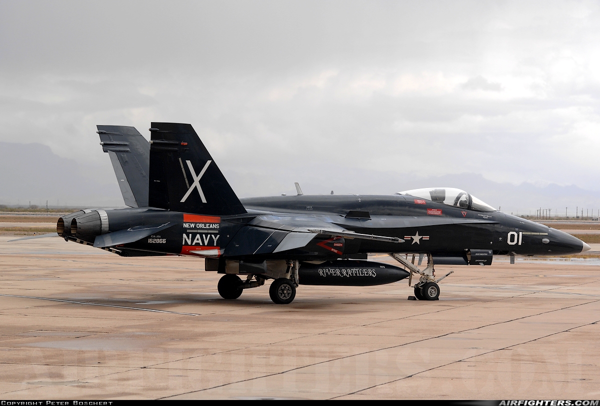 USA - Navy McDonnell Douglas F/A-18C Hornet 162866 at Phoenix (Chandler) - Williams Gateway (AFB) (CHD / IWA / KIWA), USA