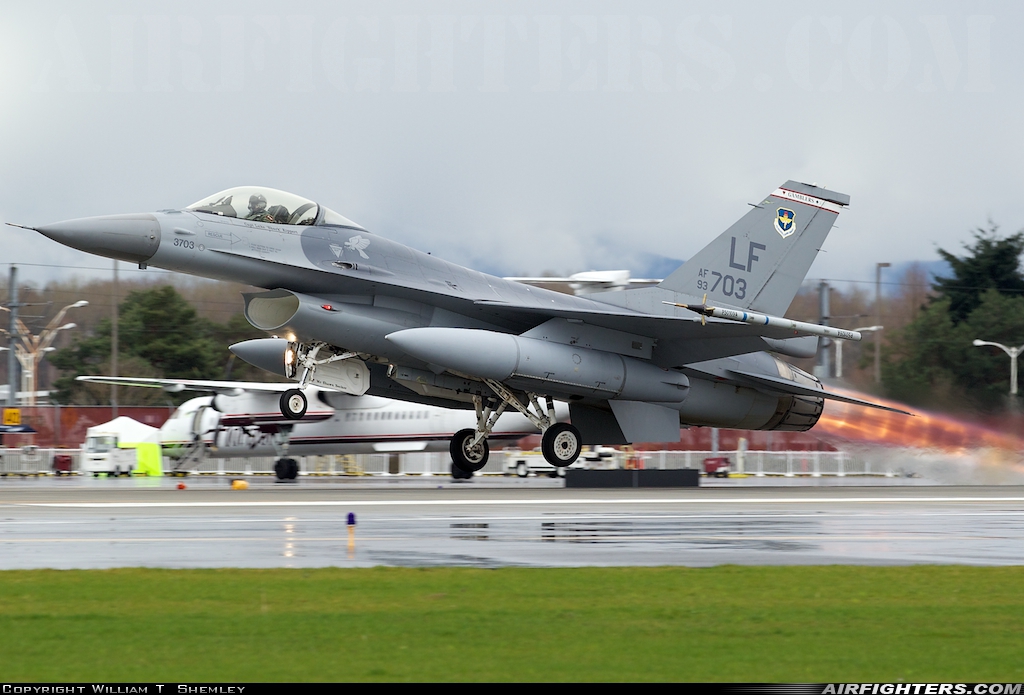 USA - Air Force General Dynamics F-16A Fighting Falcon 93-0703 at Portland - Int. (PDX / KPDX), USA