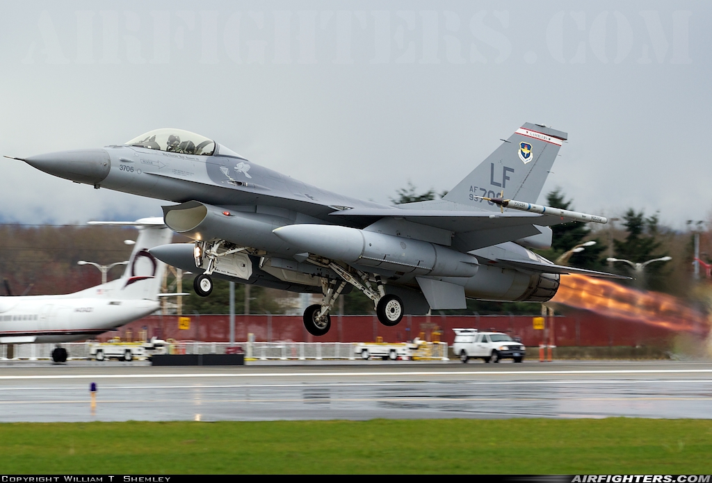 USA - Air Force General Dynamics F-16A Fighting Falcon 93-0706 at Portland - Int. (PDX / KPDX), USA