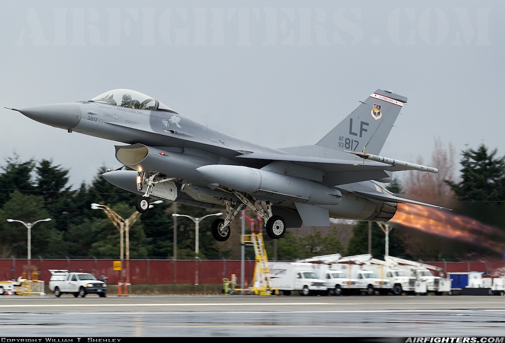 USA - Air Force General Dynamics F-16A Fighting Falcon 93-0817 at Portland - Int. (PDX / KPDX), USA