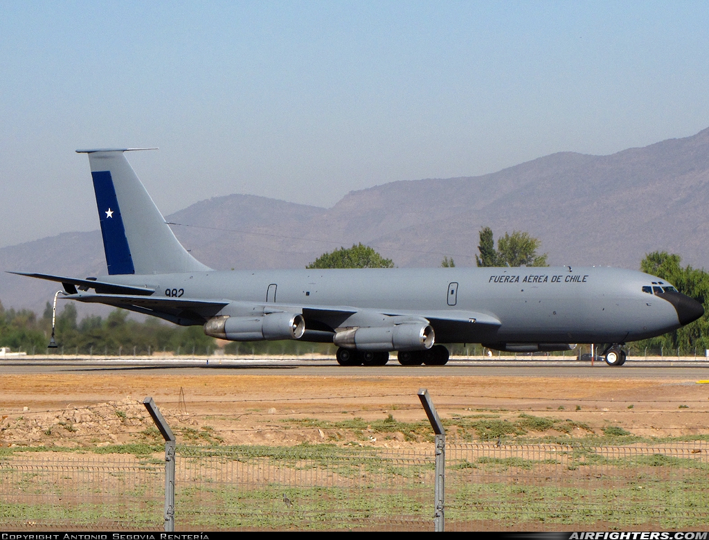 Chile - Air Force Boeing KC-135E Stratotanker (717-100) 982 at Santiago - Arturo Merino Benitez (Pudahuel) (SCL / SCEL), Chile