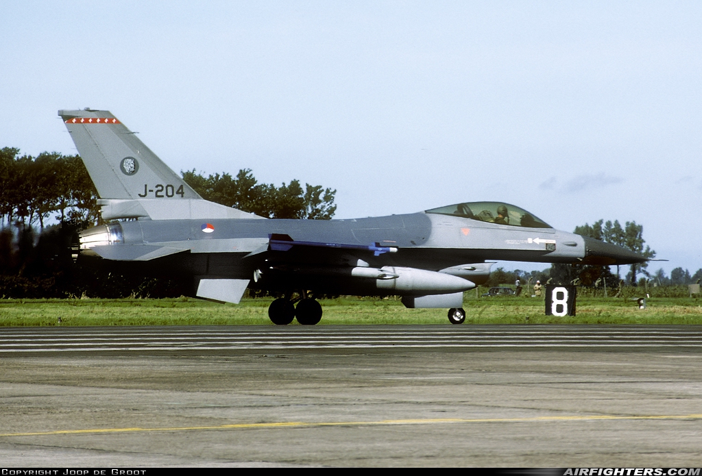 Netherlands - Air Force General Dynamics F-16A Fighting Falcon J-204 at Leeuwarden (LWR / EHLW), Netherlands